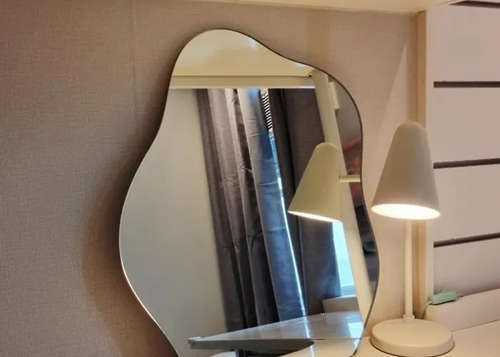 The Mono, 3min Walk From Sinchon Station Line2, Entire Private #신촌 #연대 #홍대 首爾