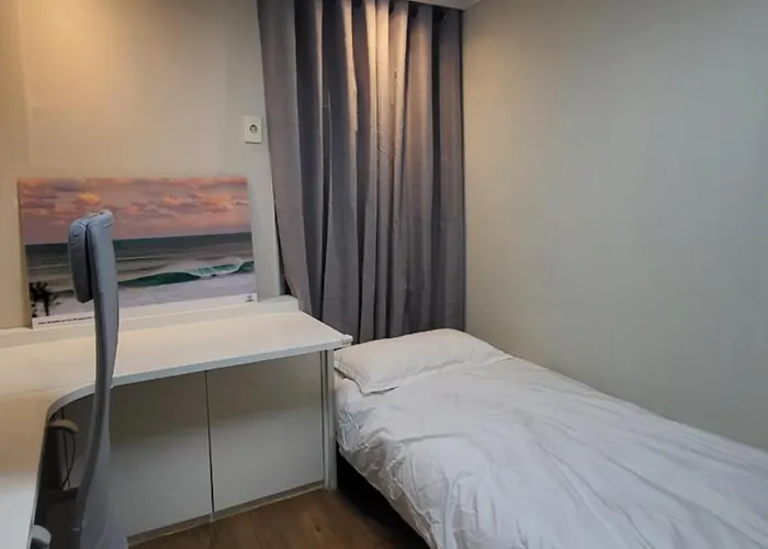 公寓 The Mono, 3min Walk From Sinchon Station Line2, Entire Private #신촌 #연대 #홍대