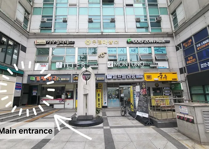 The Mono, 3min Walk From Sinchon Station Line2, Entire Private #신촌 #연대 #홍대 公寓